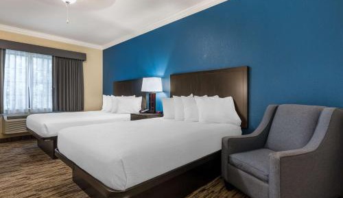 Queen Room with Two Queen Beds - Non-Smoking