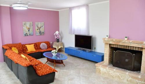 Two-Bedroom Apartment with Garden View