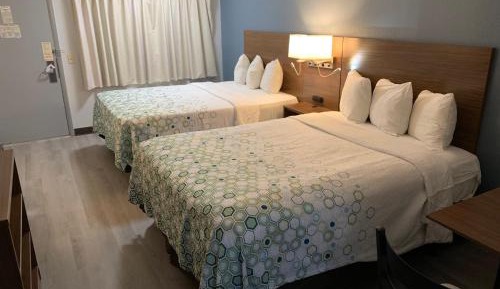 Studio Room with Two Double Beds Non-Smoking