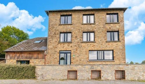 Twelve-Bedroom Holiday Home