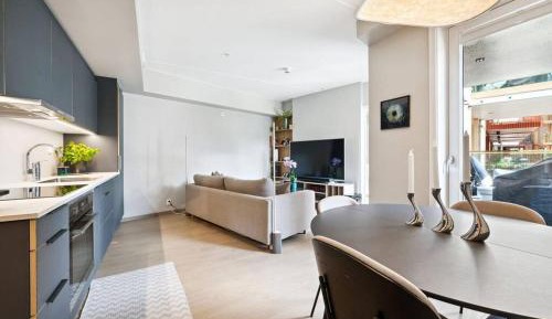 One-Bedroom Apartment