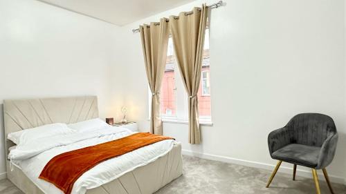 Double Room with Shared Bathroom