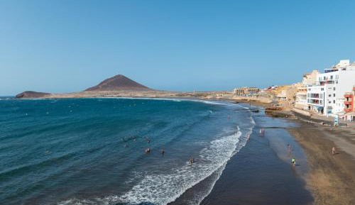 Deluxe Double Room with Balcony and Sea View