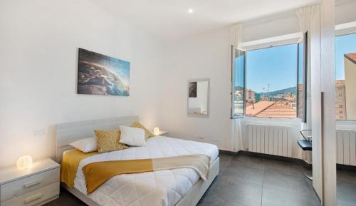 Superior One-Bedroom Apartment with Balcony