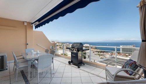 Three-Bedroom Superior Apartment