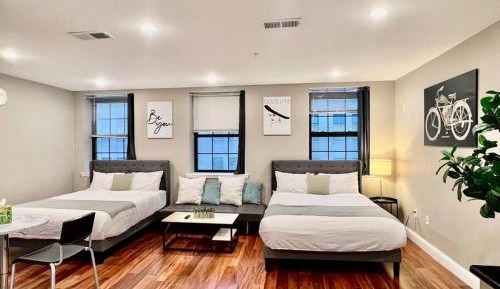 One-Bedroom Apartment