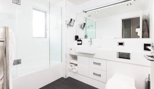 Business Class Studio