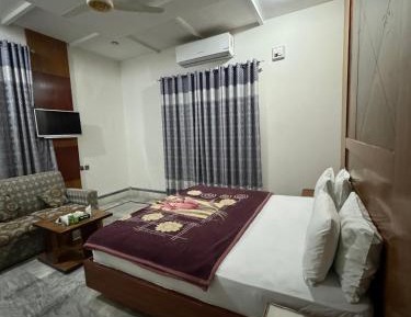 Deluxe Single Room