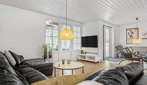 Six-Bedroom Holiday Home