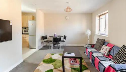 One-Bedroom Apartment with Garden