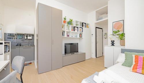 Apartment with Balcony