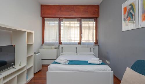 One-Bedroom Standard Apartment