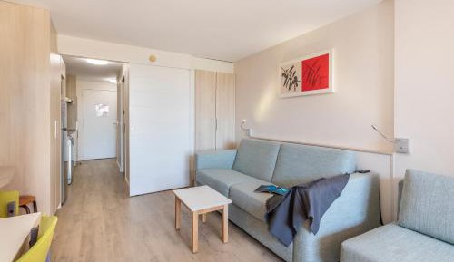 Eco-Standard Studio - Garden Level (5 People)
