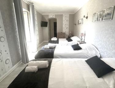 Quadruple Room with Bath