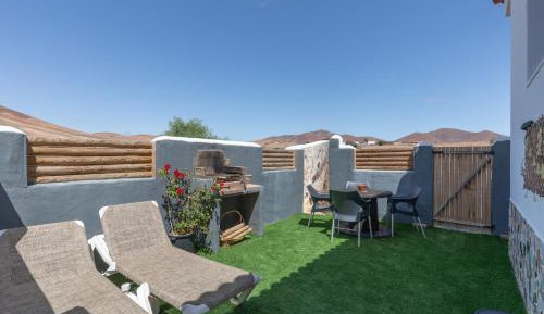 Superior One-Bedroom Apartment