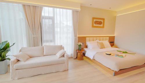 Superior King Room