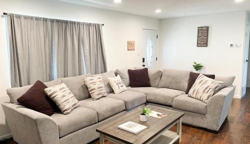 Three-Bedroom Vacation Home 