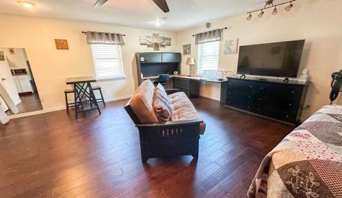 One-Bedroom House