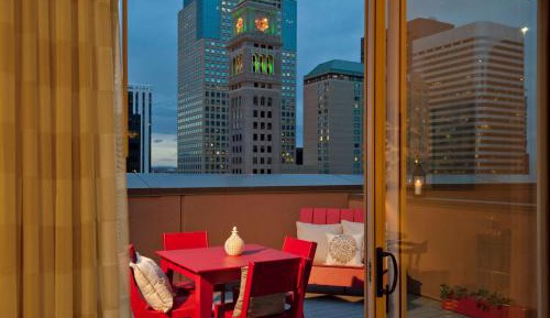 Joslins Suite, 1 Bedroom Suite, 1 King, Sofa bed, Top floor