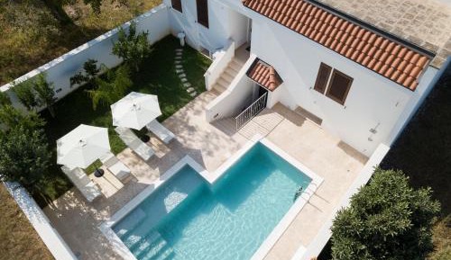 One-Bedroom Apartment with Garden View