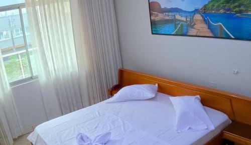 Studio with Spa Bath