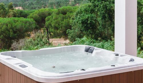 Villa with Garden View