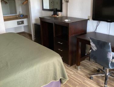 Single Room with Bathroom