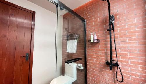 Twin Room with Private External Bathroom