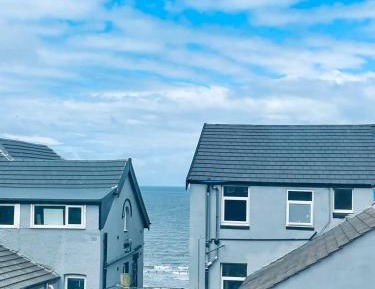 Family Room with Sea View