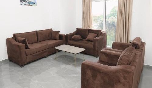 Two-Bedroom Deluxe Apartment with Balcony