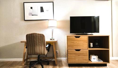 King Room - Mobility Access/Non-Smoking