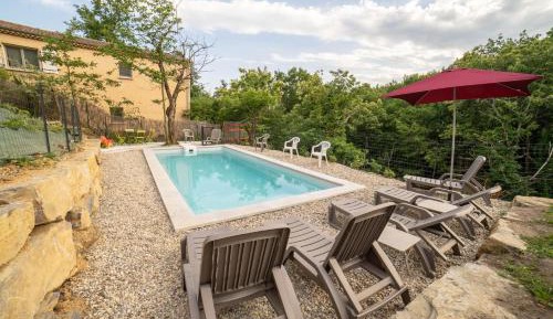 Villa with Garden View