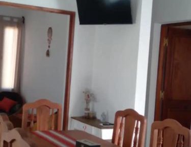 Apartment with Mountain View