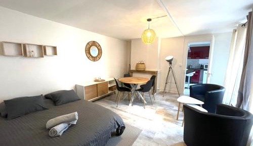 Studio Apartment