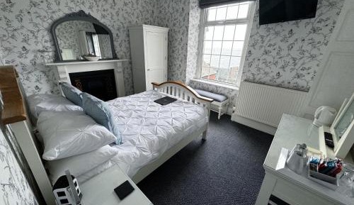 Deluxe Double Room with Sea View