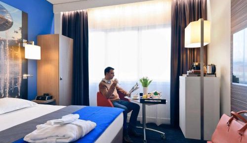 Privilege Room with Queen-Size Bed