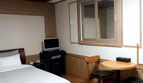 Superior Double Room - No Parking