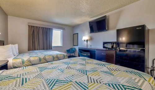 Deluxe Quadruple Room - Non-Smoking