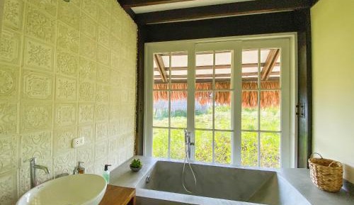 Villa with Garden View