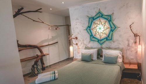 Queen Suite with Sea View