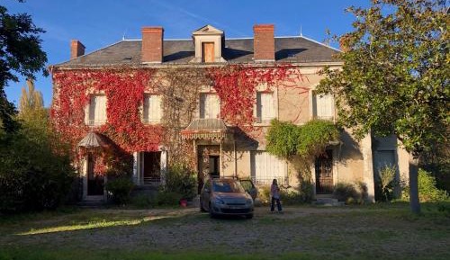 Seven-Bedroom House