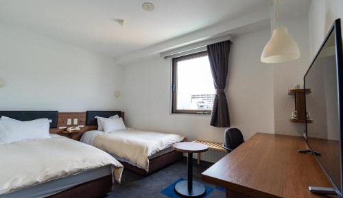 Twin Room with Bathroom