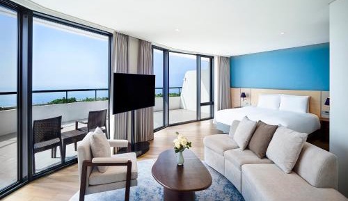 Junior Suite with Ocean View