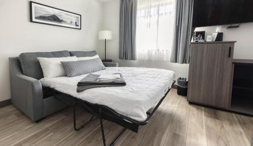 Standard Double Suite