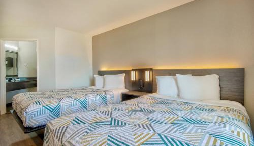 Quadruple Room - Non-Smoking