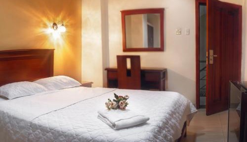 Queen Room with View