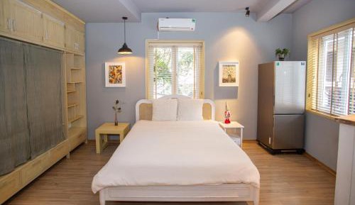 Deluxe Queen Room