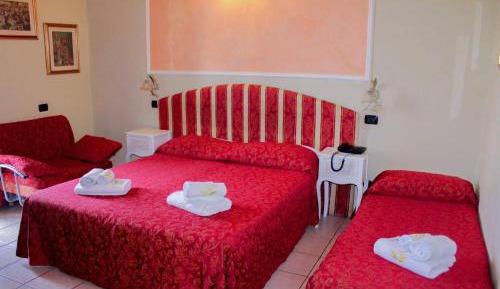 Triple Room with Bathroom