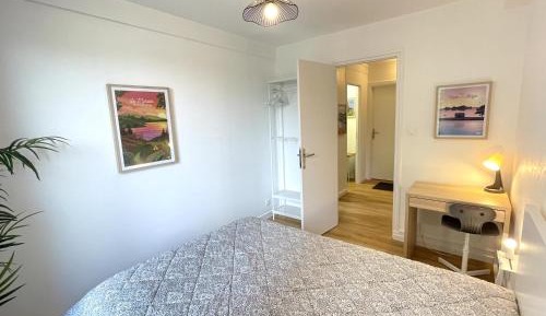 Deluxe Two-Bedroom Apartment with Garden View