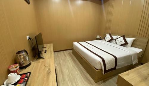 Standard King Room